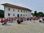 Blasmusik_am_Kirchplatz_014